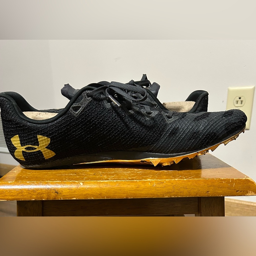 Under Armour Hovr Smokerider Track Shoes
